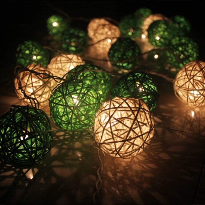 1 Set of Green n White 5cm Rattan Cane 50 Ball Battery Powered LONG 5m String Lights Christmas Gift Home Wedding Party Bedroom Decoration Table Centrepiece