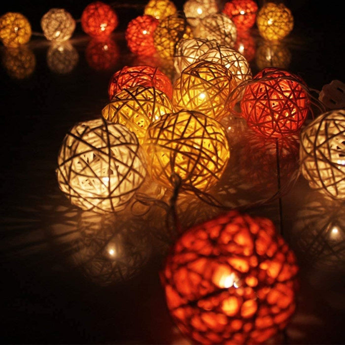 1 Set of Orange n White 5cm Rattan Cane 50 Ball Battery Powered LONG 5m String Lights Christmas Gift Home Wedding Party Bedroom Decoration Table Centrepiece
