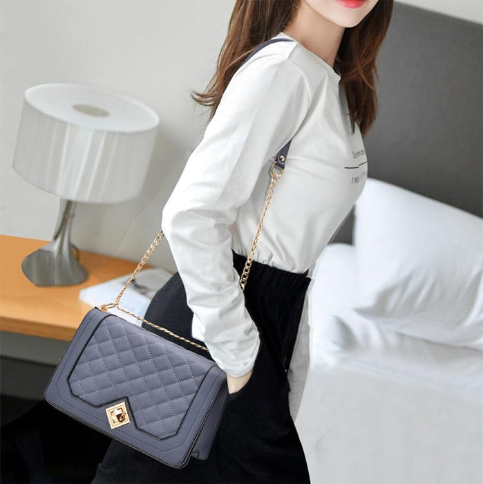Chic One Shoulder Chain Bag With Diagonal Rhombus Design - Dark Red